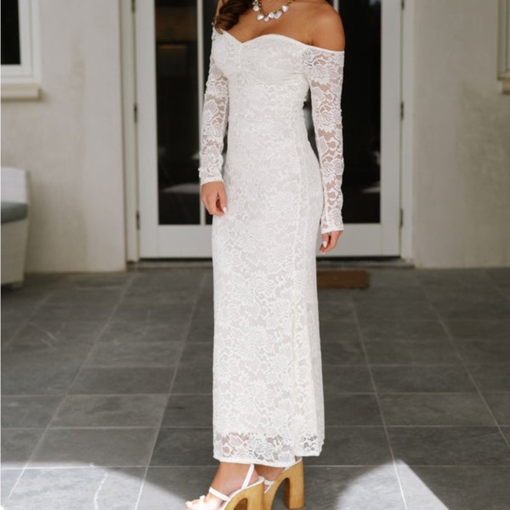 White lace dress